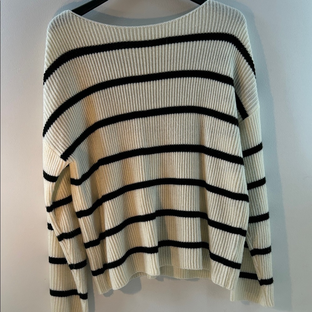 SHEIN Wide neck Black and Cream Sweater